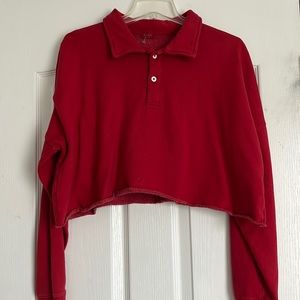 Long sleep red collard shirt.